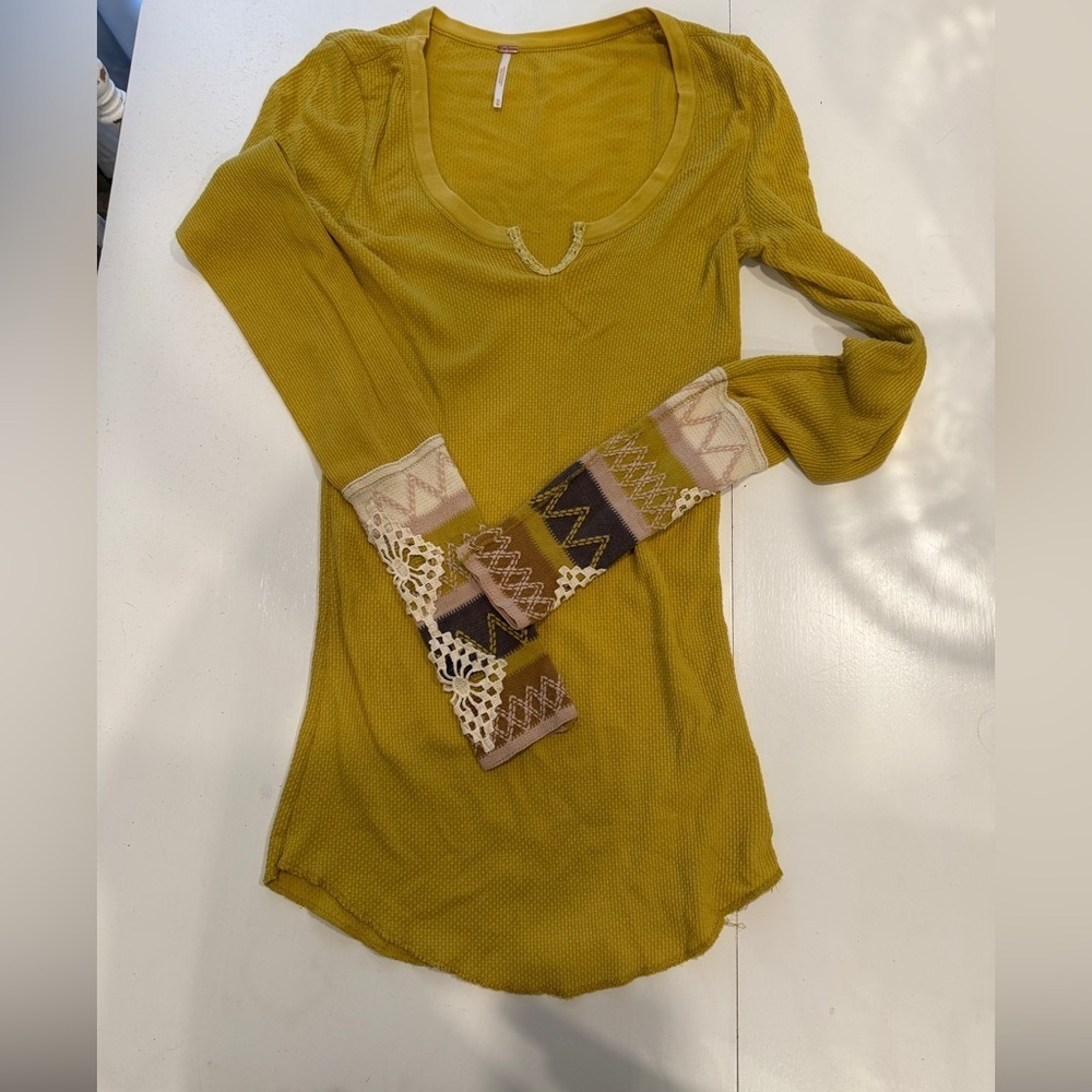 Women's Mustard Yellow Top with Fabric Design Cuffs - Picture 9 of 10